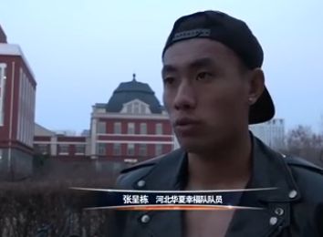 上半场，亚马尔一次精彩突破打门被扑，洛佩斯轰进世界波。